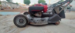 Cortacésped Honda Profesional 536