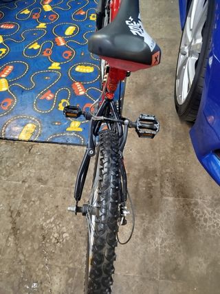 Bicicleta infantil y patinete