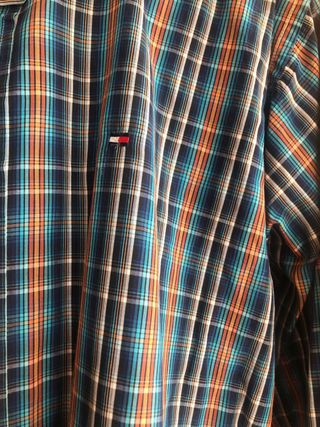Camisa Tommy Hilfiger cuadros Talla M