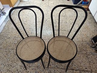 Juego de 2 Sillas Metálicas con Asiento de Rejilla
