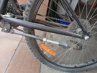 Bicicleta Rockrider Negra y Roja