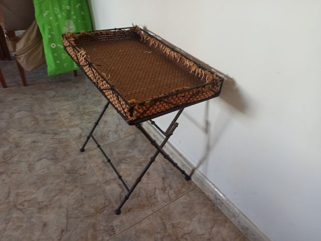 Mesita Mimbre y Forja Negra/Marrón