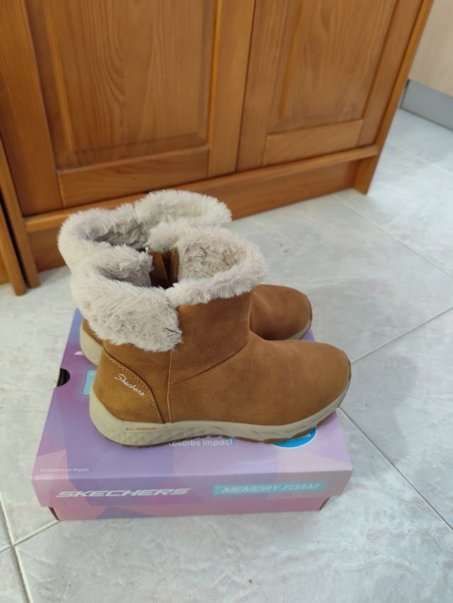 ¡OFERTA!2X1 Botines Skechers Synergy hasta  30/11