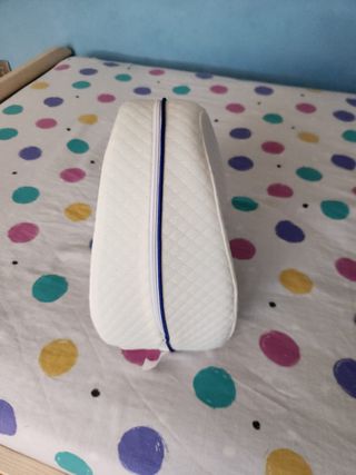Almohada Ortopédica para Pierna y Rodilla