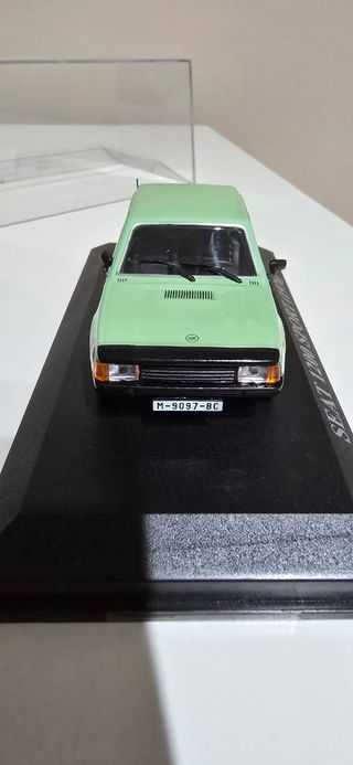 Maqueta Seat 1200 Sport 1976  Escala 1:24