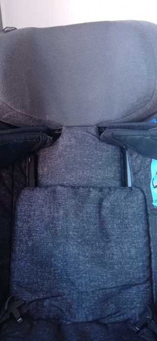 Silla de coche para bebé como nueva