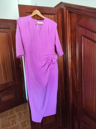 Vestido de fiesta morado elegante