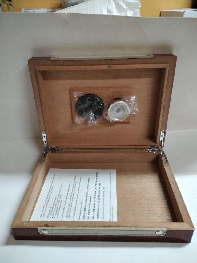 Humidor de puros de madera