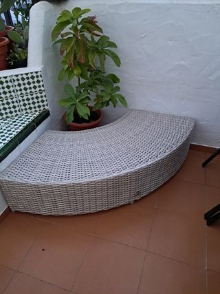 Nuove comode panchine da terrazza