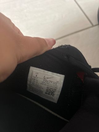 Scarpe da basket Nike nere e viola