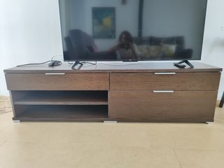 Mueble de salón madera y metal