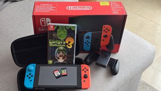 Nintendo Switch Azul/Rojo + Luigi's Mansion 3