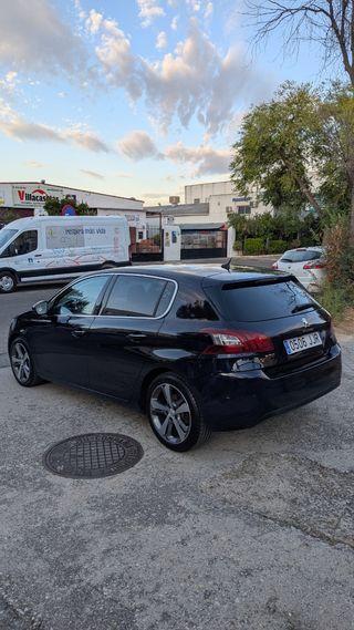 Peugeot 308 Allure 2.0 BlueHDI 2015