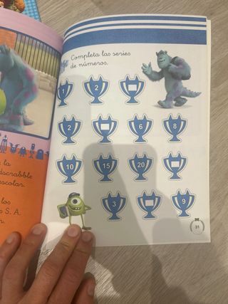 Brave: Libro educativo con actividades y pegatinas