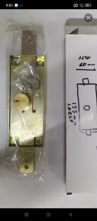 Cerradura para persiana metálica