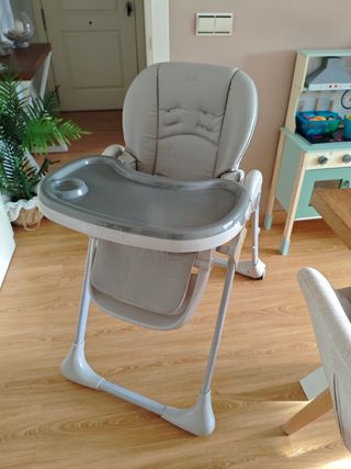 Trona bebe/niño Kinderkraft reclinable, color gris