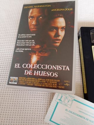 El Coleccionista de Huesos VHS