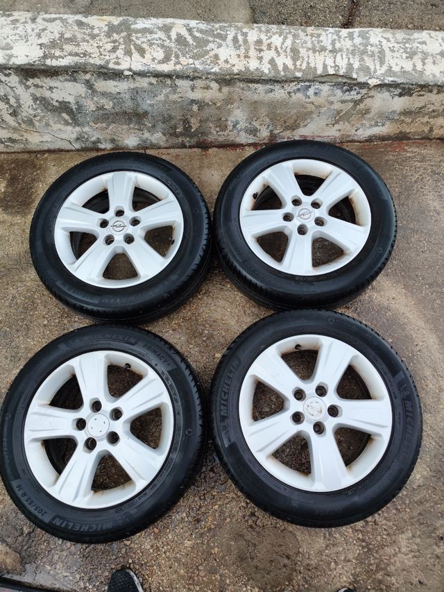 Llantas Opel R16 con Neumáticos Michelin