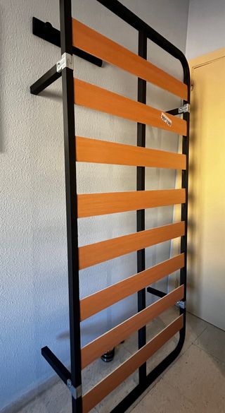 Somier metálico con láminas de madera