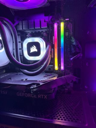PC Gaming MSI + Monitor 27 4K