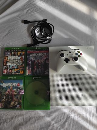 Xbox One Blanca con Juegos