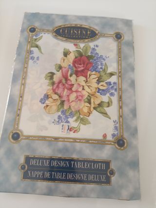 Tovaglia floreale per 6 persone