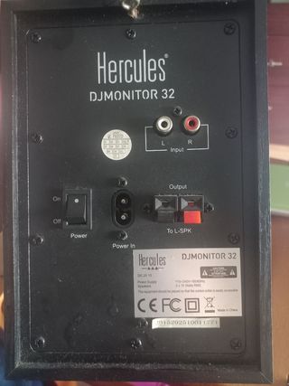 AltavocesHerculesDJMonitor32Negros
No negociable 