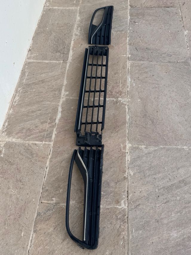 Rejilla Delantera VW Polo MK5