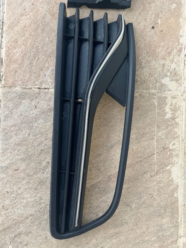 Rejilla Delantera VW Polo MK5