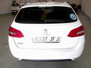Peugeot 308 2015