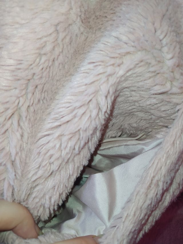 Chaqueta polar con capucha