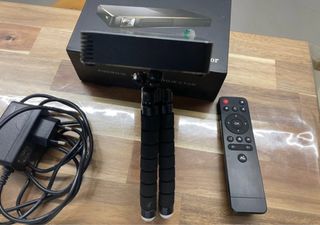 Projetor Portátil Toumei a bateria 