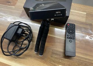 Projetor Portátil Toumei a bateria 