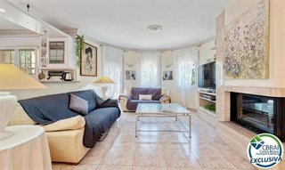 Chalet en venta en Empuriabrava en Castelló d´Empúries