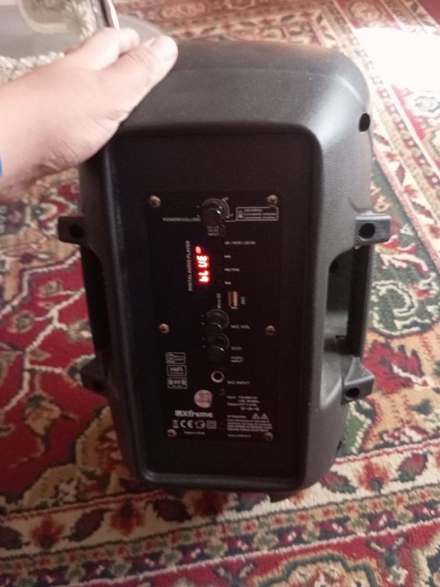 Cassa Bluetooth Nera