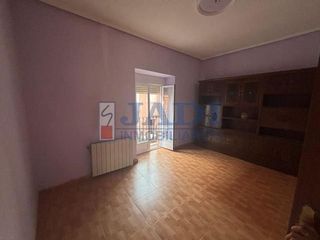 Chalet en venta en Valdepeñas