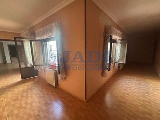 Chalet en venta en Valdepeñas