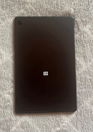 Tablet Samsung Negra con Lápiz y Teclado