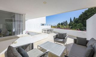 Casa adosada en alquiler en Lomas de Marbella Club - Puente Romano en Marbella