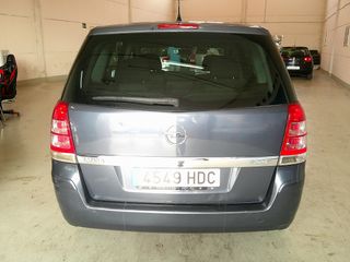 Opel Zafira 2011
