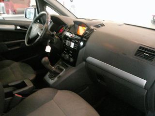 Opel Zafira 2011