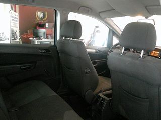 Opel Zafira 2011
