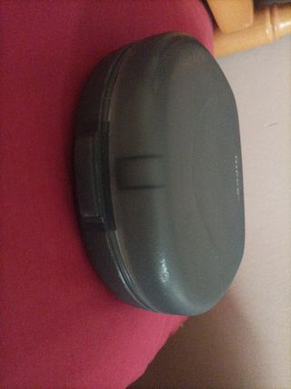 Porta CDs HIPCE Gris rígido capacidad 24 CDs