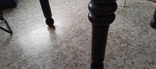 Mesa de madera antigua
