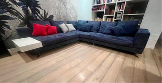 Divano artigianale modello WRITE con chaise longue