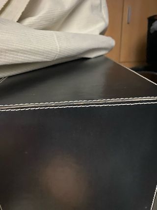 Mobile/consolle da trucco in pelle