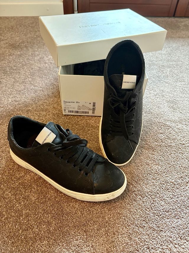 Emporio Armani Sneakers Nere Taglia 38,con scatola