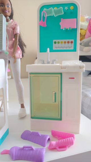Barbie Doctora Radiografías y Escayolas