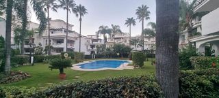 Piso en alquiler en Puerto Banús en Marbella