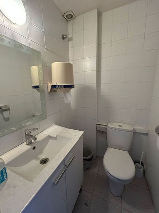 Local comercial en venta en Centre - Eixample – Can Llobet – Can Serra en Barbera del Vallès